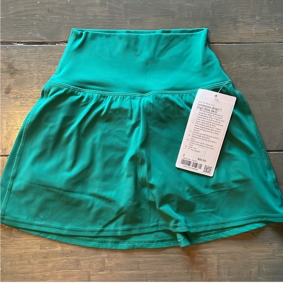 lululemon Align™ High-Rise Skirt in “Cascadia Green”. - Picture 2 of 4